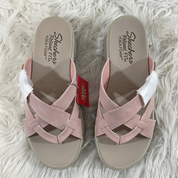 SKECHERS Women’s US 9.5W Easy Going Adjustable Vegan Sandals Blush Relaxed Fit - Picture 3 of 12